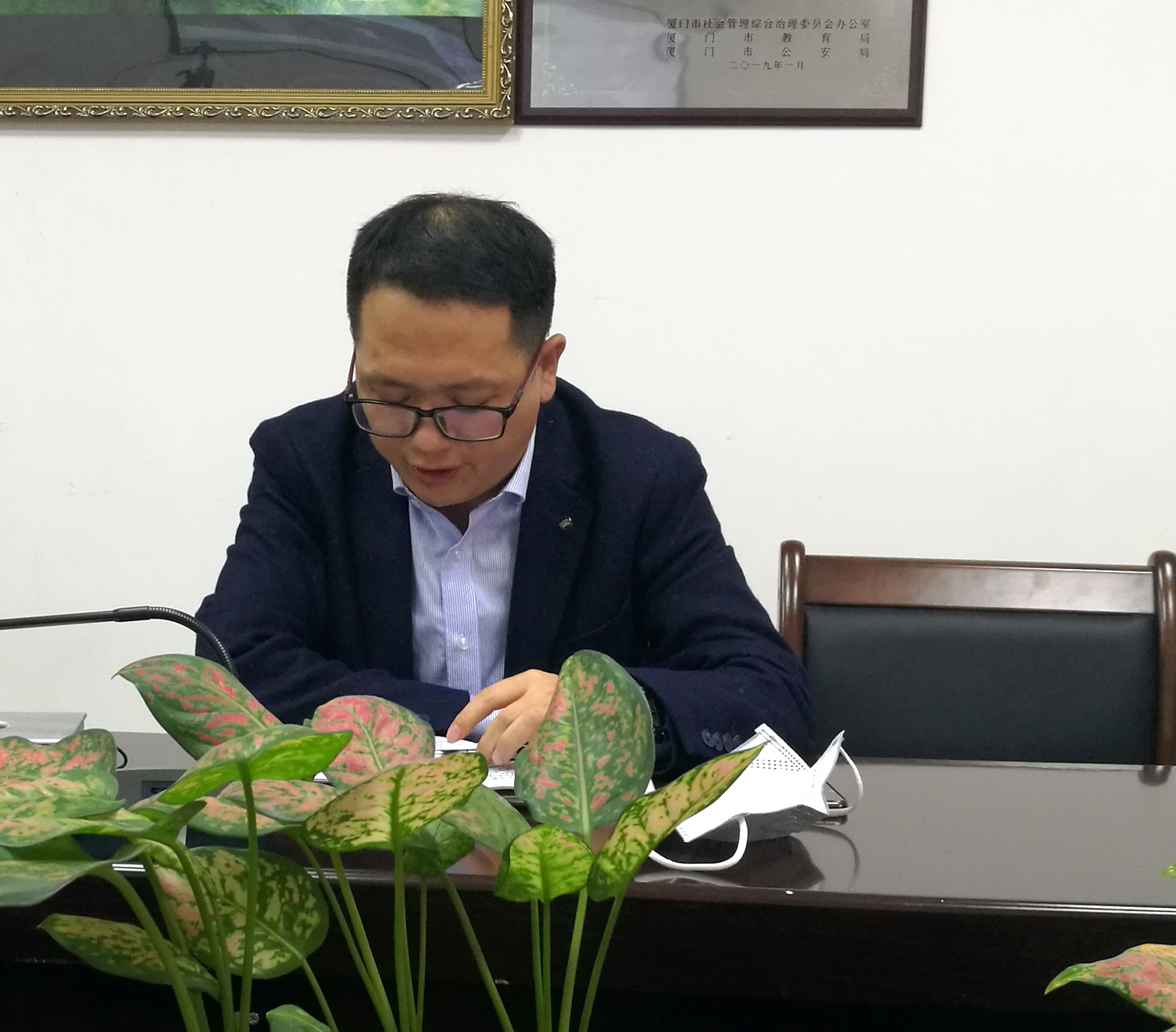 1339199105.jpg 1339199105.jpg